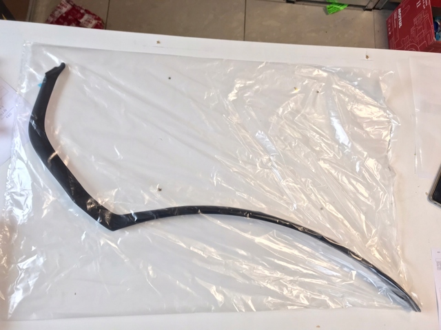 PORSCHE 9Y3839762B в наличии Ужгород