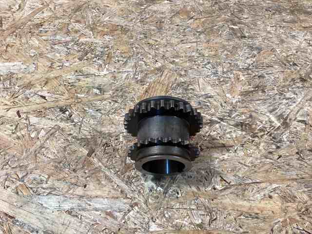 Звездочка привода коленвала двигателя A2760520503 MERCEDES