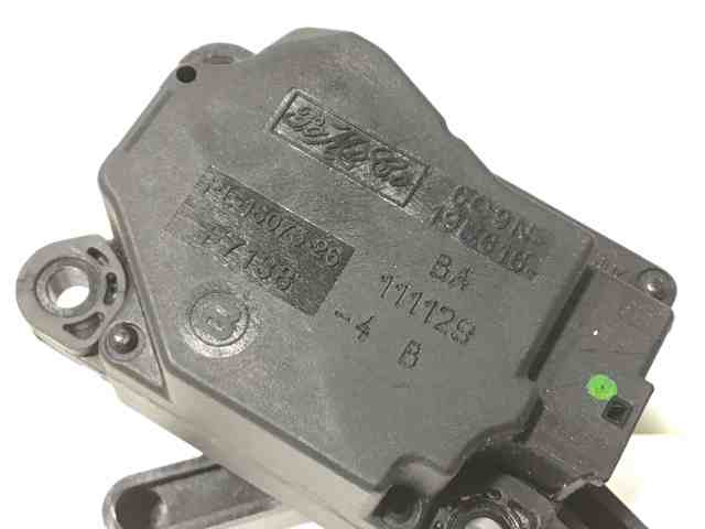 LAND ROVER LR022168 в наличии Черновцы