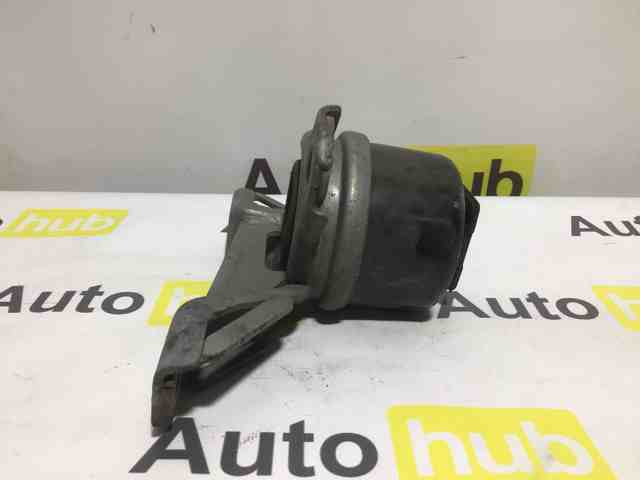 LR024729 LAND ROVER Подушка (опора) двигателя правая купить в Полтава
