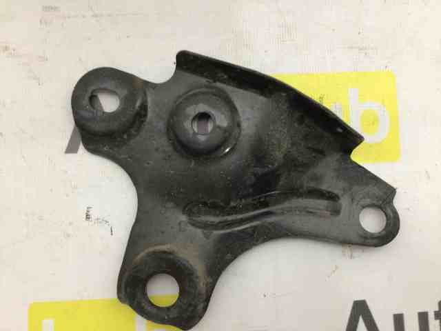LR024733 LAND ROVER Кронштейн подушки (опоры) двигателя правой купить в Днепр