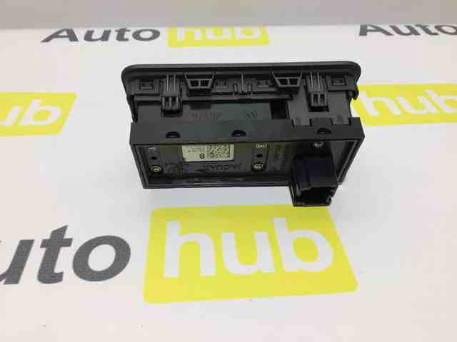 LR025943 LAND ROVER купить в Павлоград