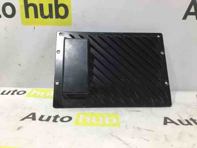 Усилитель звука аудиосистемы LR026010 LAND ROVER