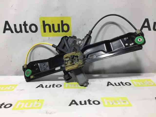 Стеклоподъемник левой задней двери LR026718 LAND ROVER