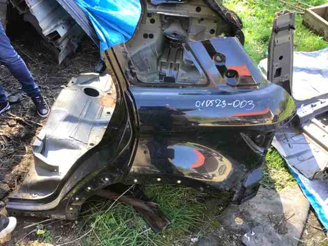 Боковая часть задняя левая LR028464 LAND ROVER