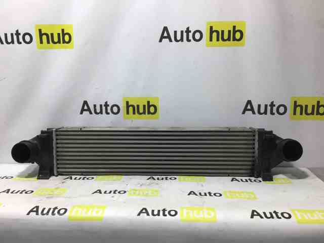 Радиатор интеркуллера LR031466 LAND ROVER