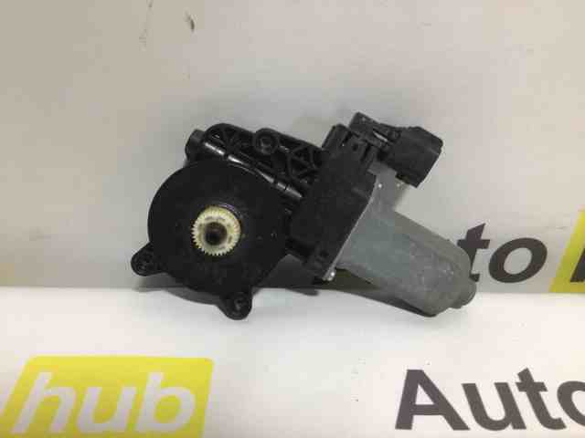 LR031660 LAND ROVER Мотор стеклоподъемника двери передней правой купить в Черкассы