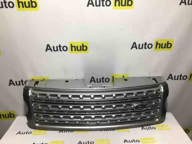 Облицовка радиатора LR034246 LAND ROVER