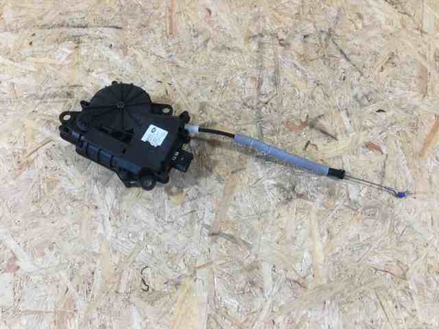 Замок задней двери LR034351 LAND ROVER