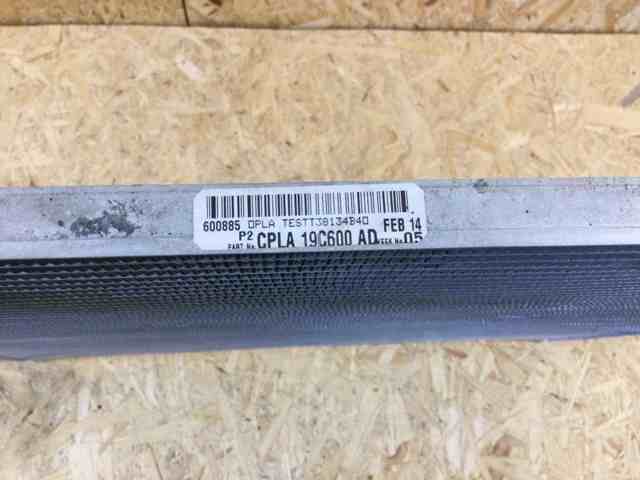 LAND ROVER LR035791 Радиатор кондиционера в наличии Винница