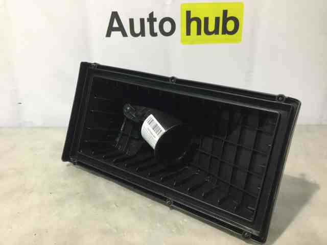 LAND ROVER LR036425 Корпус воздушного фильтра правый в наличии Черновцы