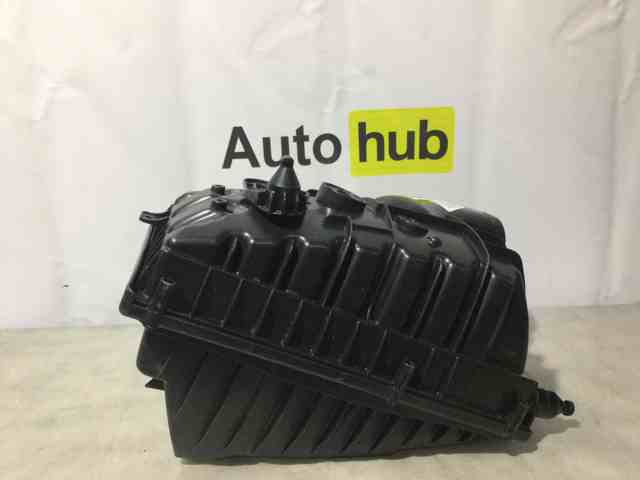 LAND ROVER LR036426 Корпус воздушного фильтра левый в наличии Украина
