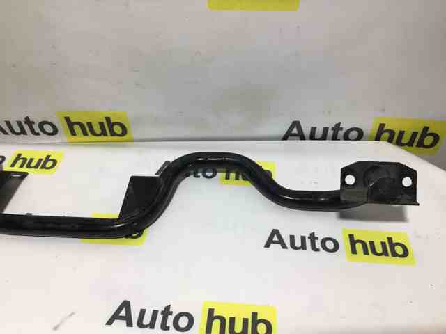 LAND ROVER LR038572 Балка радиатора нижняя в наличии Сумы
