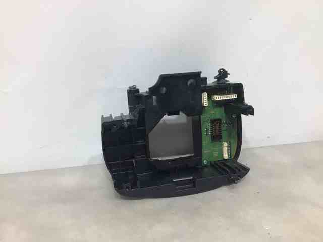 LAND ROVER LR042311 Переключатель подрулевой, центральная часть в наличии Ровно