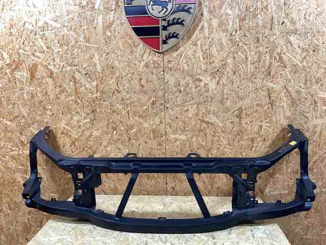 Панель передняя LR043772 LAND ROVER