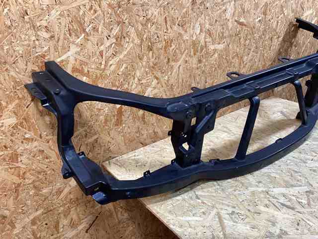 LAND ROVER LR043772 Рамка радиатора в наличии Ровно