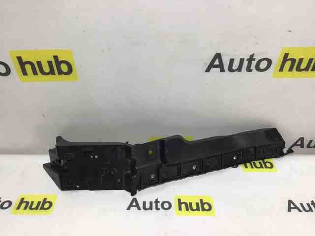 Направляющая заднего бампера, левая LR045182 LAND ROVER