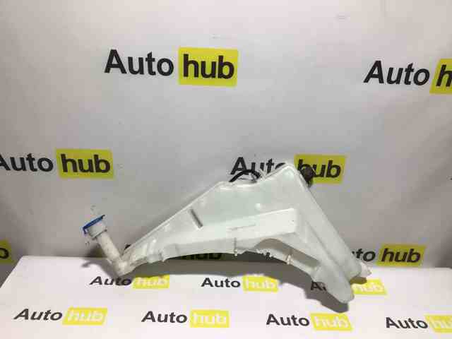 Бачок омывайки LR050572 LAND ROVER