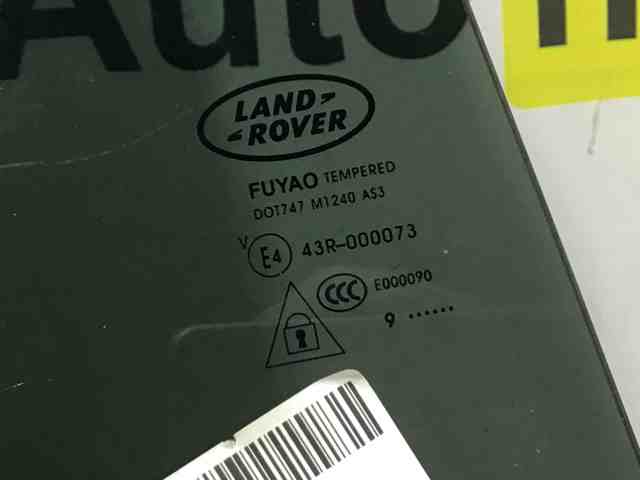 LR058833 LAND ROVER Стекло двери задней правой купить в Черкассы