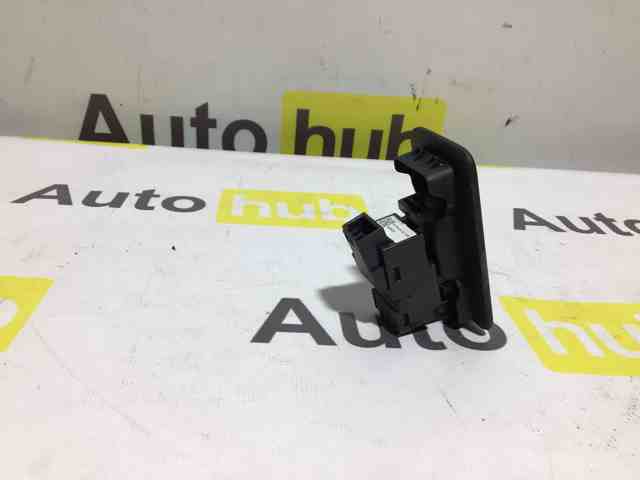 LR059773 LAND ROVER Кнопка стеклоподъемника передняя купить в Запорожье