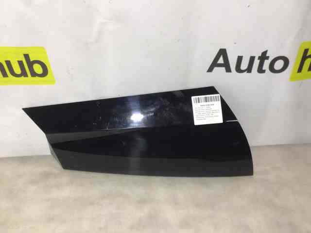 Накладка стойки кузова внешняя, задняя правая LR061128 LAND ROVER