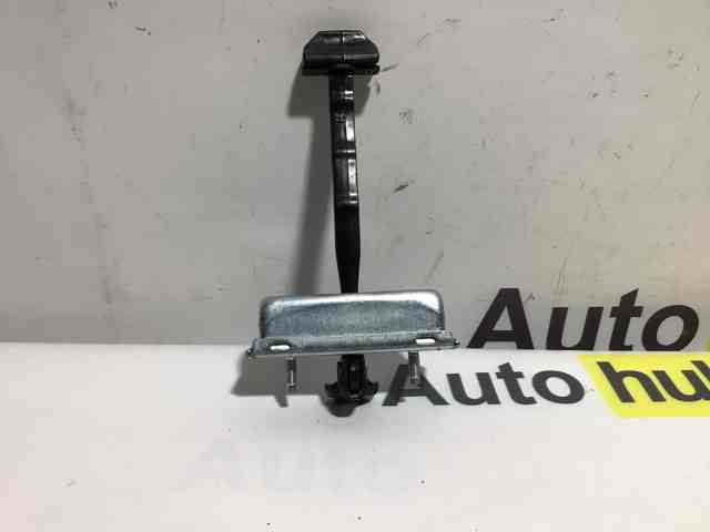 LR061290 LAND ROVER Ограничитель двери купить в Винница