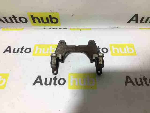 Направляющая скоба суппорта LR061379 LAND ROVER