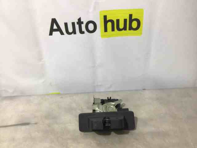 Замок крышки багажника LR070126 LAND ROVER