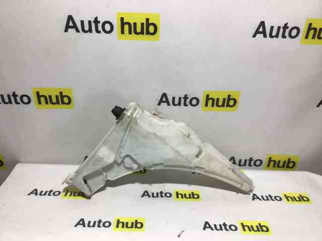 Водяной бачок омывателя стекла LR075624 LAND ROVER