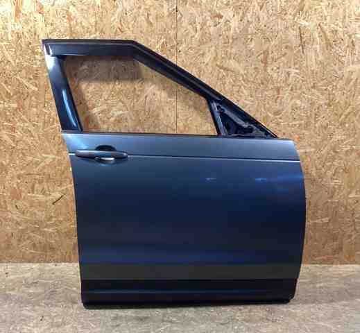 Пассажирская передняя дверь LR080195 LAND ROVER