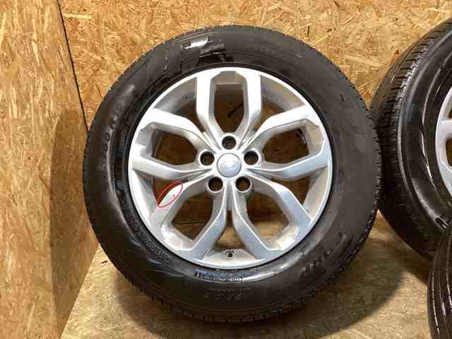 LAND ROVER LR081580 в наличии Полтава
