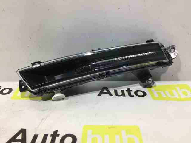 Противотуманка левая LR082056 LAND ROVER