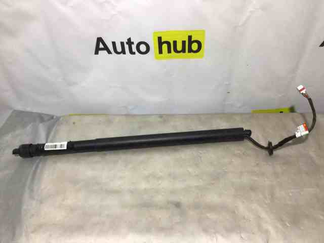 Амортизатор задней двери LR083138 LAND ROVER