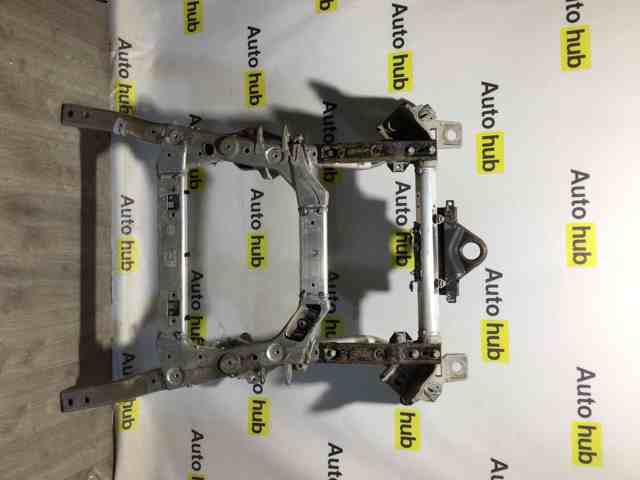 LAND ROVER LR085157 Подрамник передний в наличии Николаев