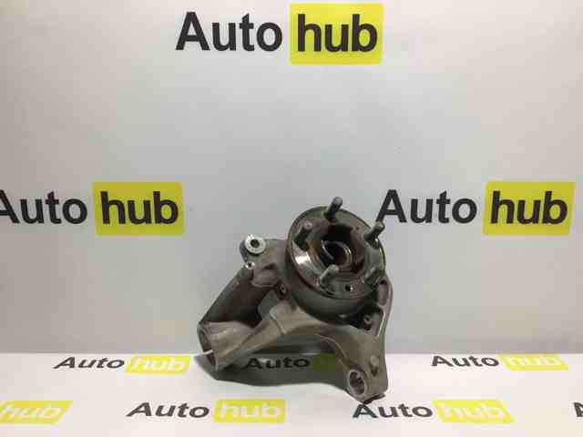 Цапфа поворотная правая LR087153 LAND ROVER
