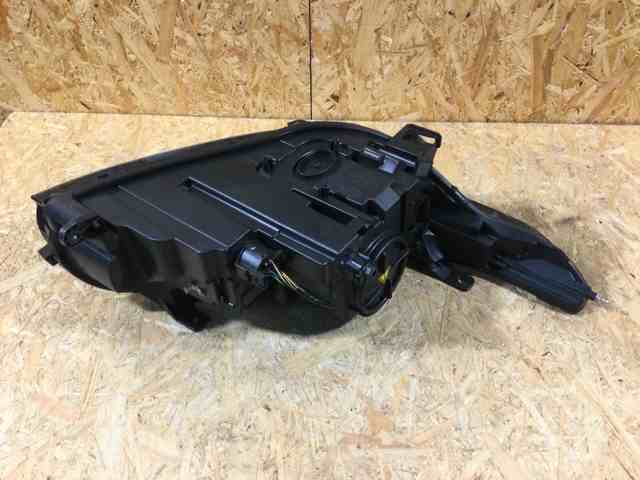 LR090395 LAND ROVER Левая фара купить в Полтава