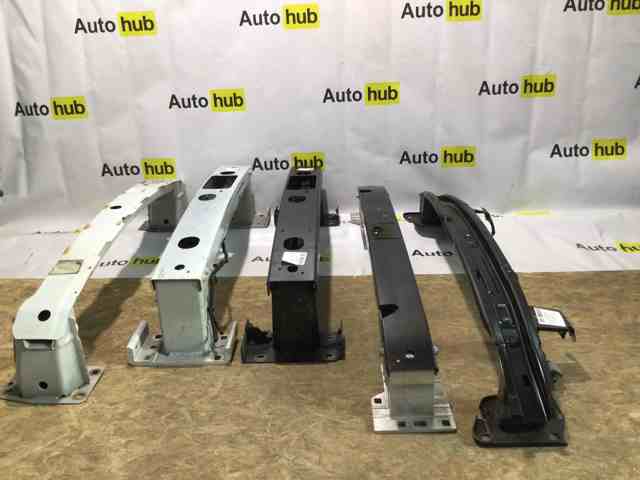 LR093841 LAND ROVER Усилитель заднего бампера купить в Львов