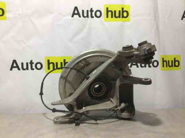 Цапфа (поворотный кулак) задний левый LR098784 LAND ROVER