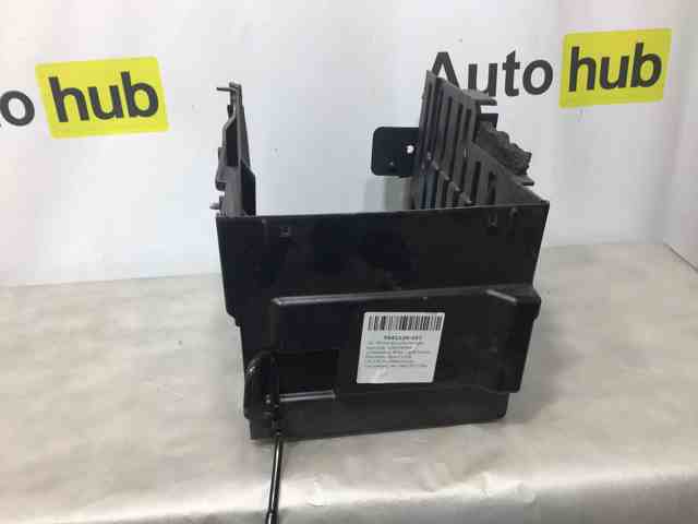 LAND ROVER LR114224 Поддон аккумулятора (АКБ) в наличии Харьков