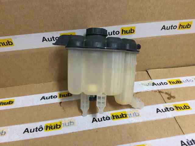 LAND ROVER LR115228 Бачок системы охлаждения в наличии Киев