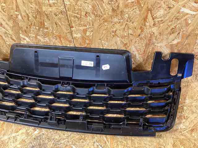 LAND ROVER LR116510 Решетка радиатора в наличии Сумы