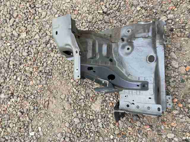 LR117991 LAND ROVER купить в Полтава