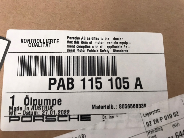 PORSCHE PAB115105A Насос масляный в наличии Николаев