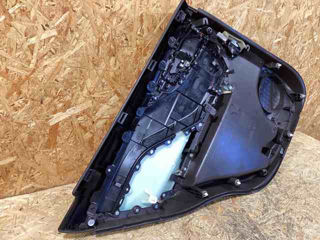 T4A8070 JAGUAR Обшивка (облицовка) внутренняя двери задней правой купить в Харьков