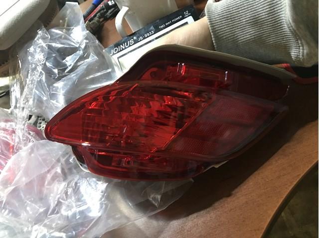 Противотуманнка задняя, левая 814900E010 TOYOTA