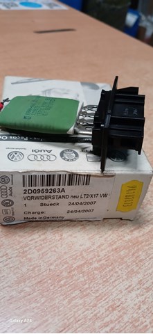 VAG 2D0959263A Резистор печки в наличии Чернигов