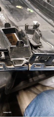 4G0853651AE VAG Решетка радиатора купить в Хмельницкий