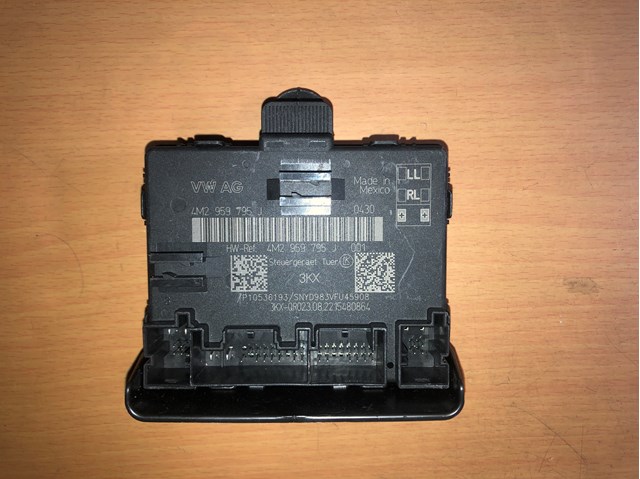 4M2959795J VAG купить в Ирпень