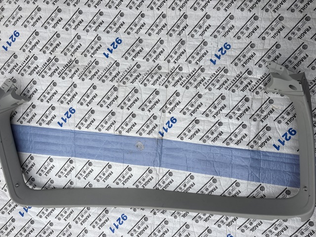 VAG 8R0867973B в наличии Винница