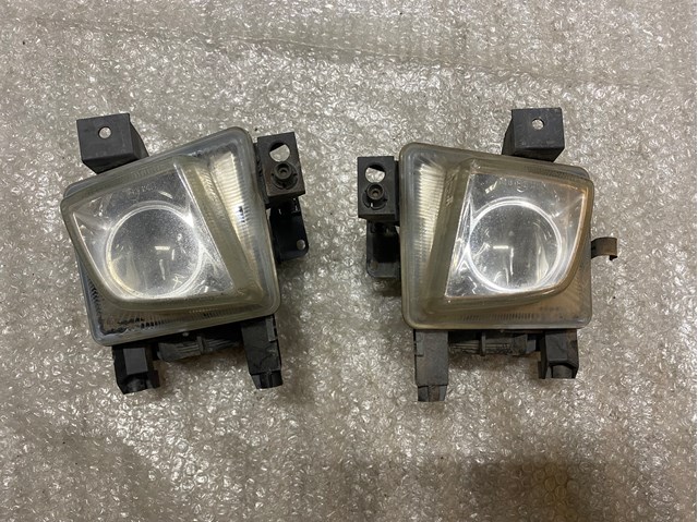 Фара противотуманная, правая 09185795 OPEL